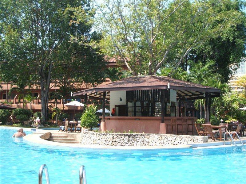 Loma Resort & Spa Pattaja Kültér fotó