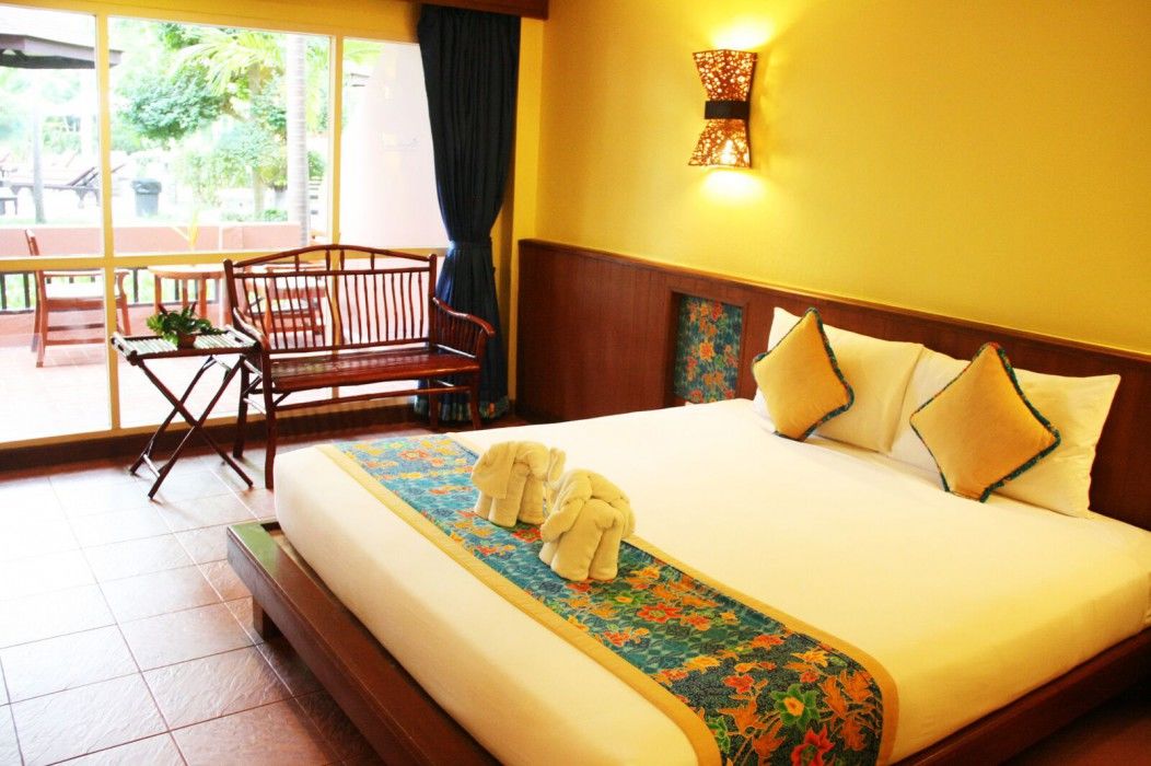 Loma Resort & Spa Pattaja Kültér fotó
