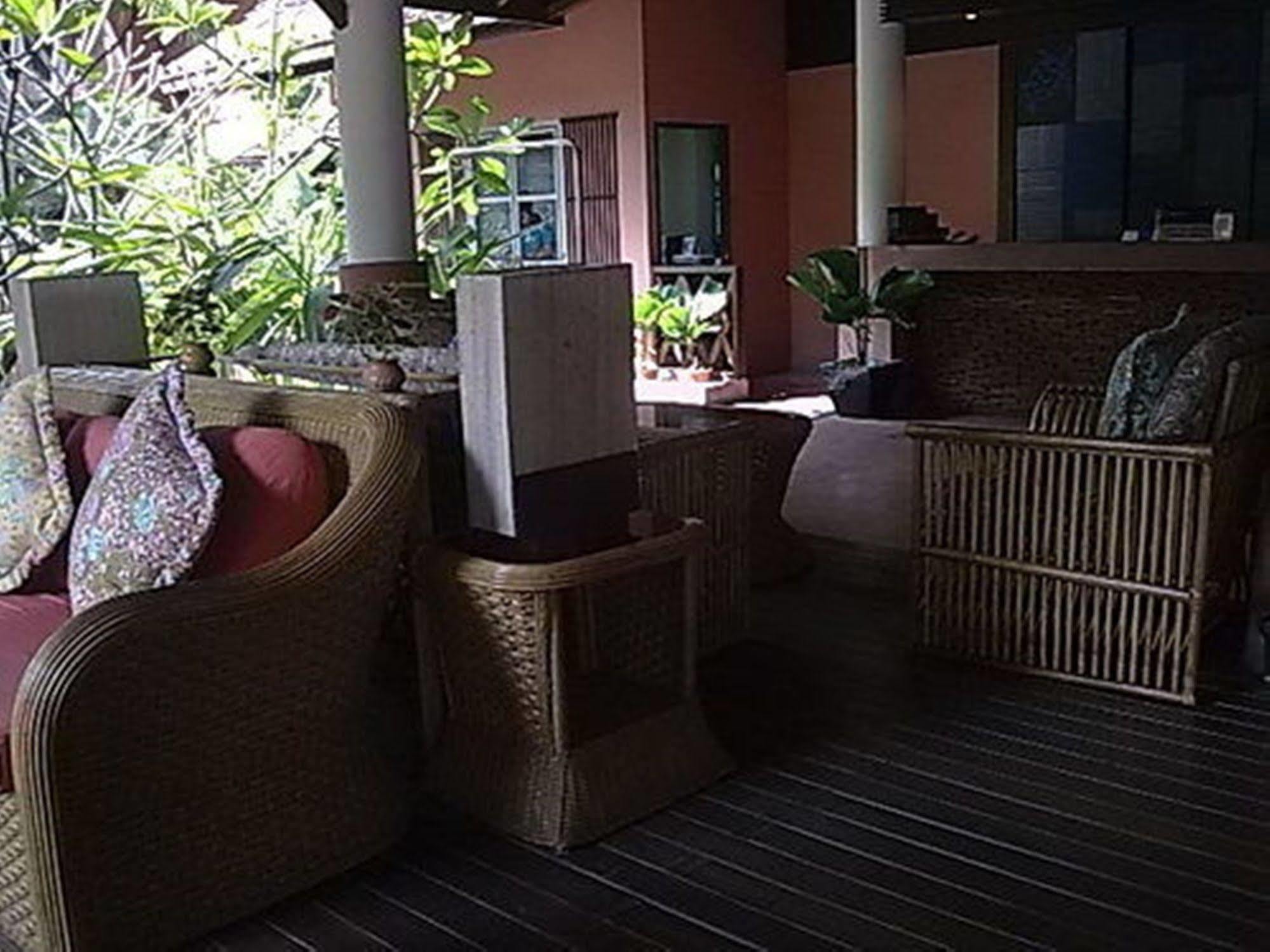 Loma Resort & Spa Pattaja Kültér fotó