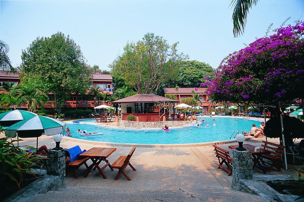 Loma Resort & Spa Pattaja Kültér fotó